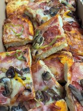 Load image into Gallery viewer, WARM PIZZA BOX