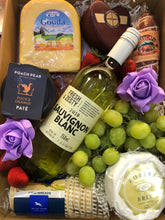 Load image into Gallery viewer, SAY CHEESE HAMPER