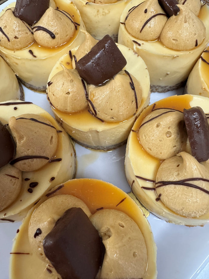 SALTED CARAMEL CHEESECAKE