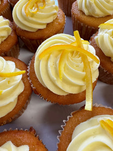 FLOURLESS ORANGE CUPCAKES