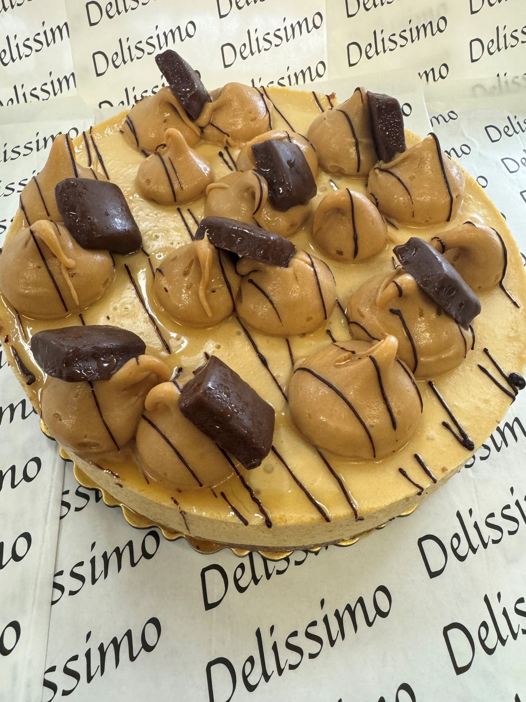 SALTED CARAMEL CHEESECAKE