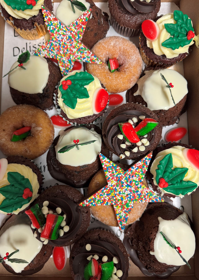 CHRISTMAS CUPCAKE + DOUGHNUT HAMPER