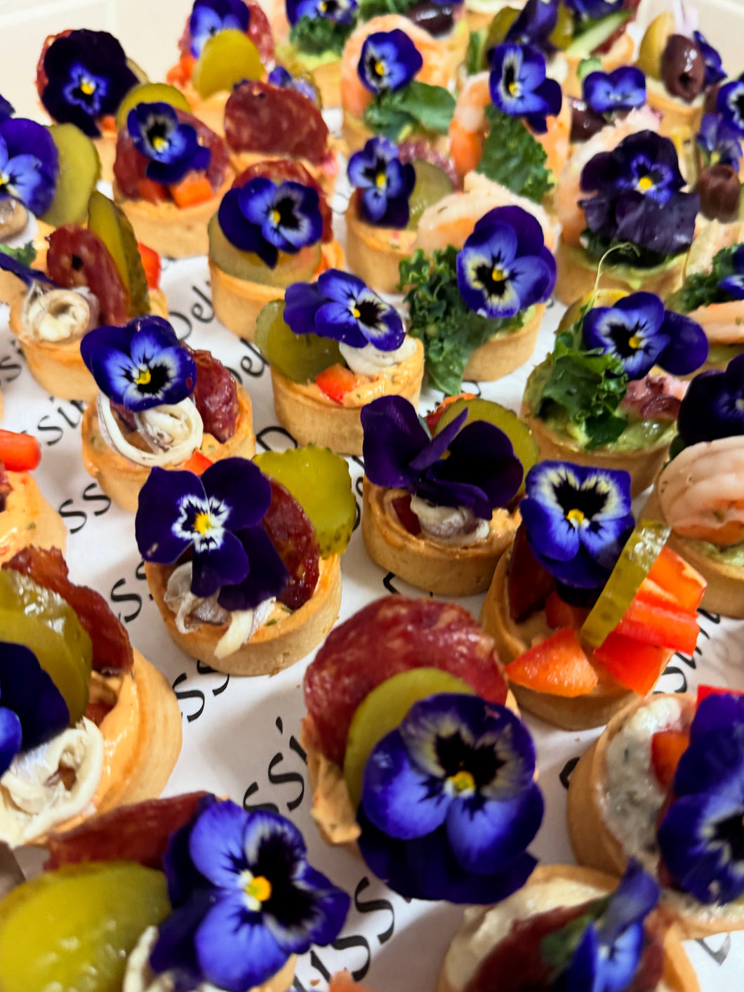 DELISSIMO CANAPES`