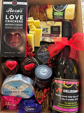 Load image into Gallery viewer, BE MY VALENTINE CUPCAKE, CHEESE &amp; WINE HAMPER
