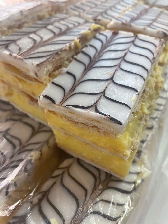 VANILLA SLICE