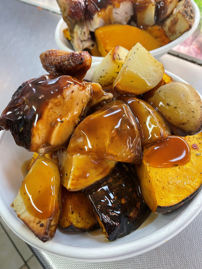 DELISSIMO WARM ROAST DINNER -*FAMILY SIZE OPTIONS AVAILABLE*