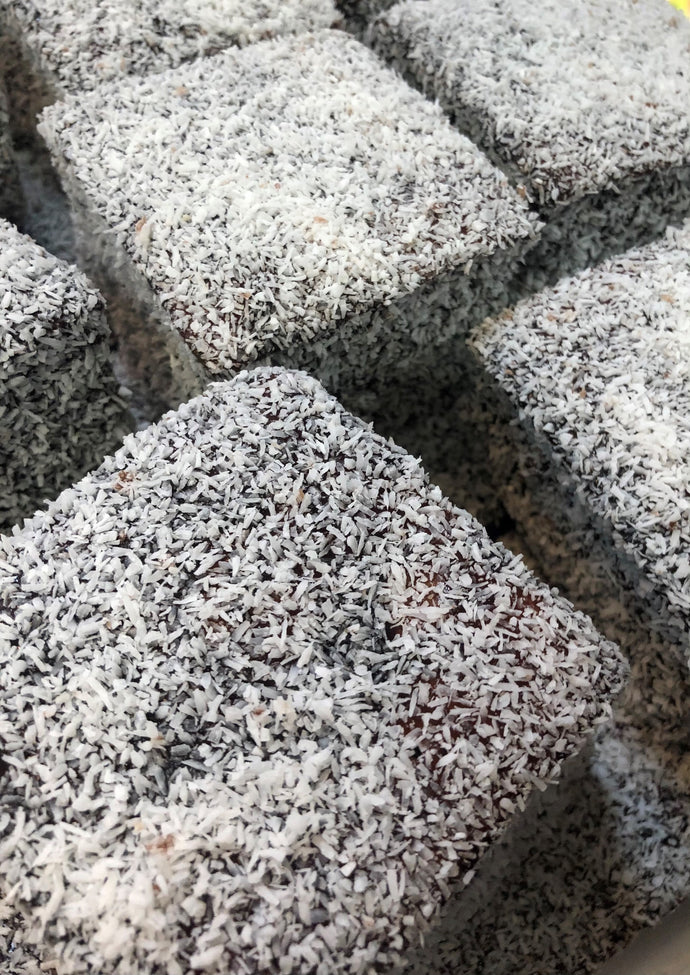 JUMBO LAMINGTON