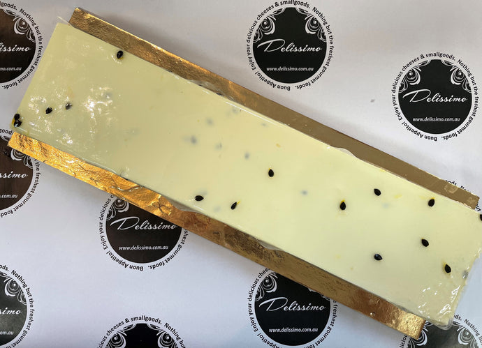 PASSIONFRUIT CHEESECAKE SLAB