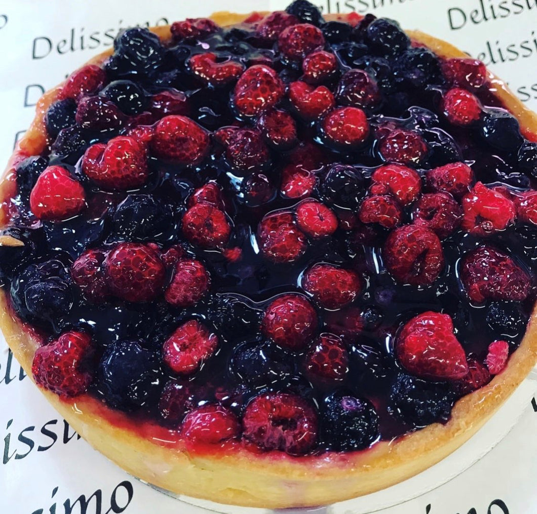 MIXED BERRY BAKED CHEESECAKE